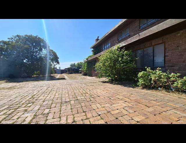 3 BEDROOM FREEHOLD FOR SALE IN WILDWOODS